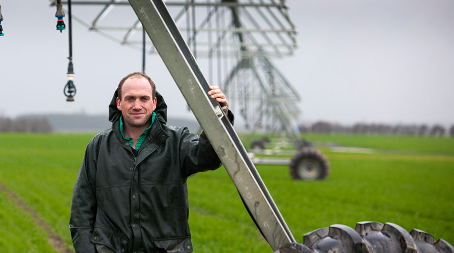 Image of GRU host on farm.